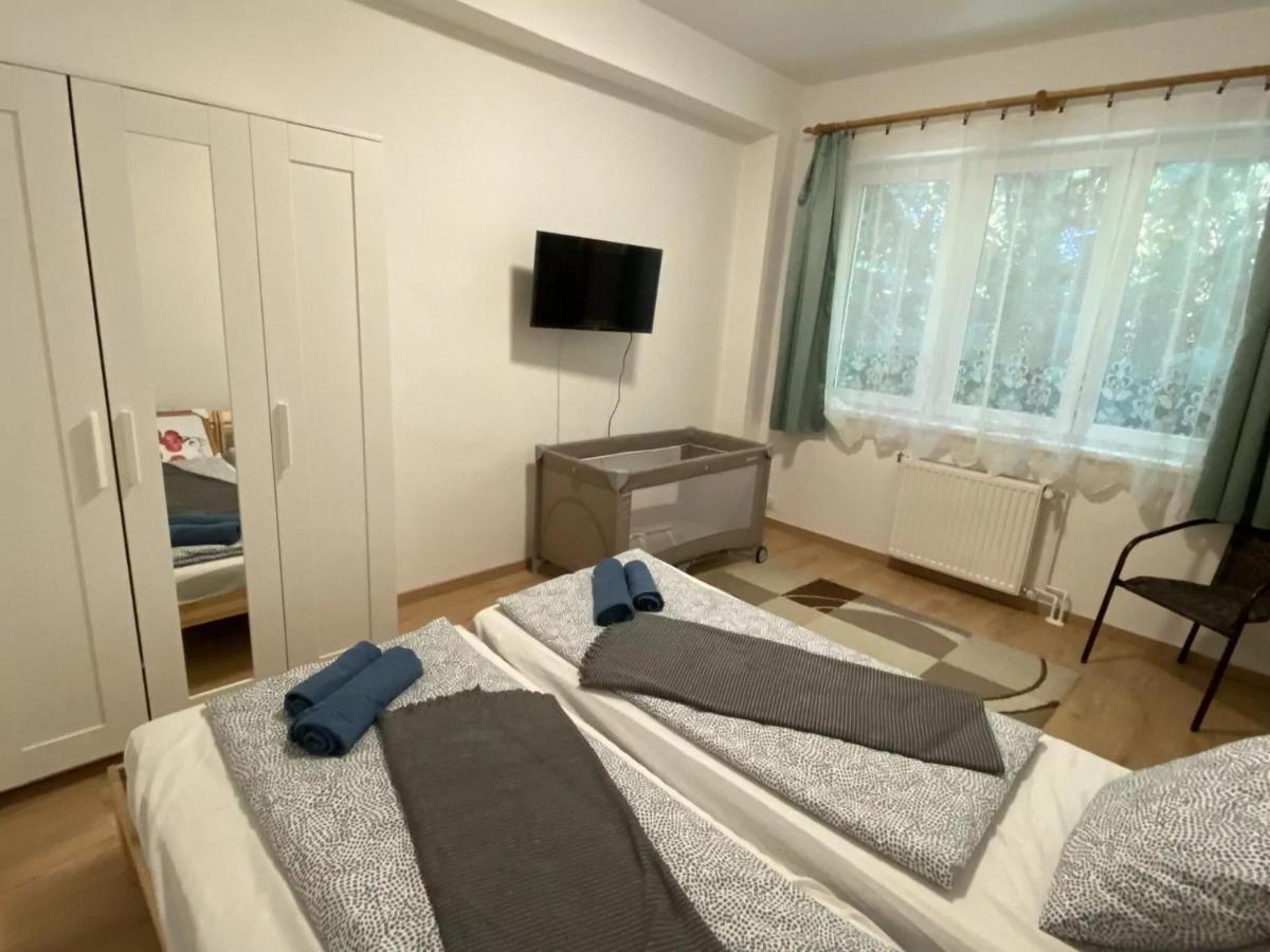 Fuzfofuerdoi Szallashely Balatonfůzfő Exterior foto